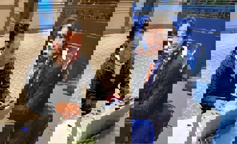 2186038