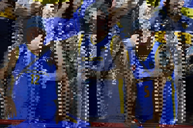 2186096