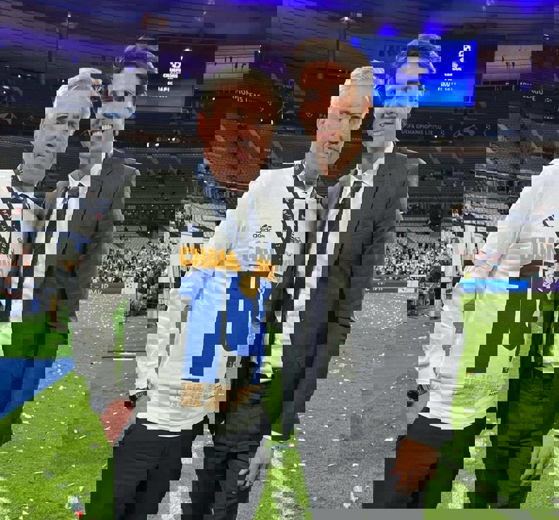 2186187