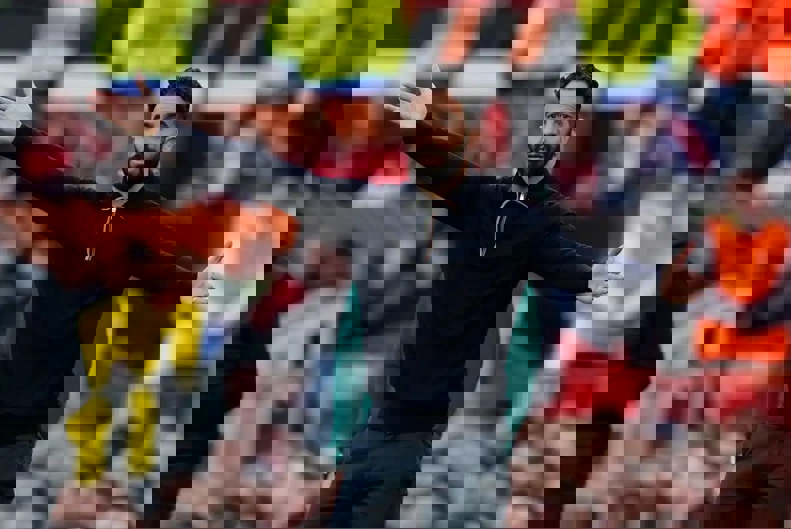 2186648