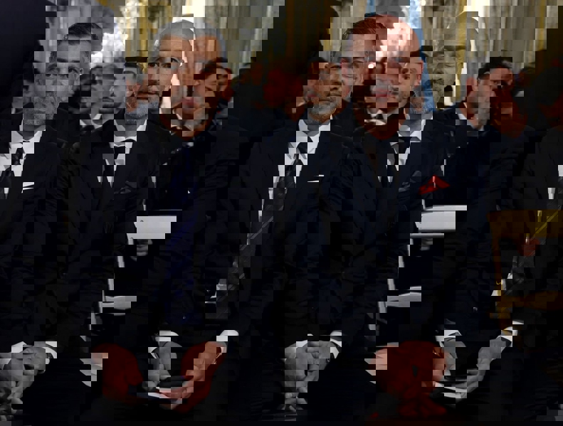 2186346