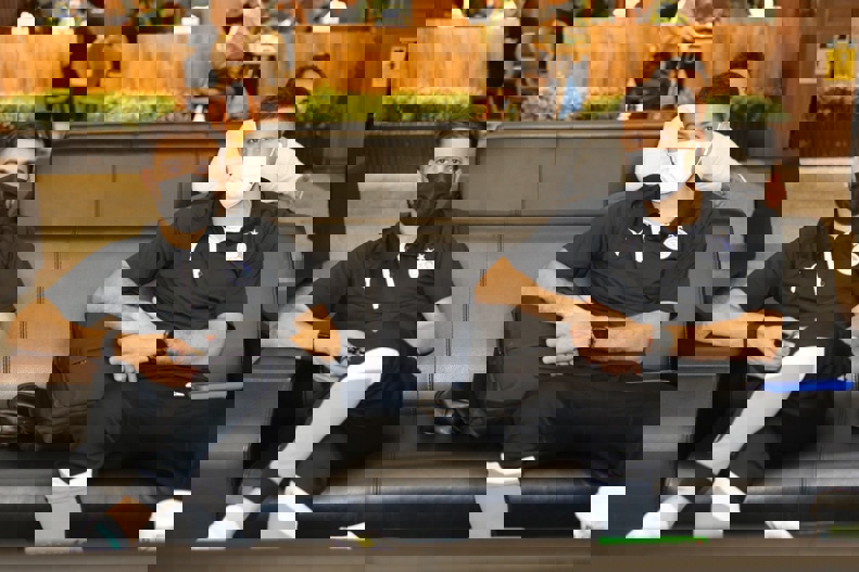 2186432