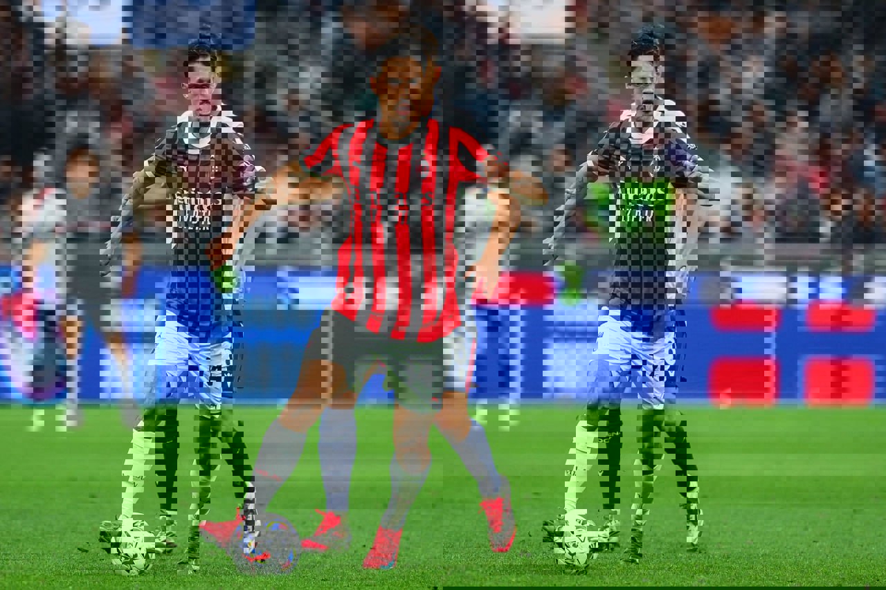 2186490