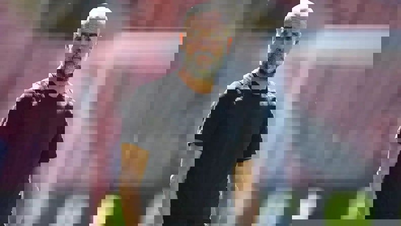 2186425