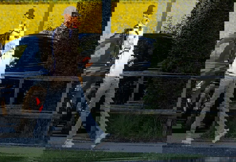 2186521
