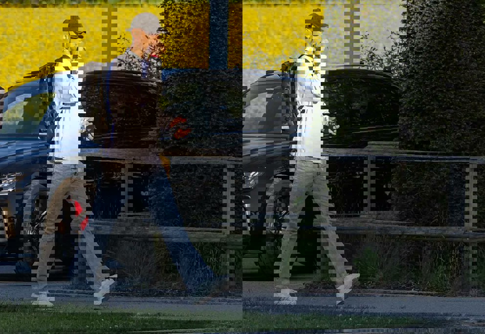 2186521