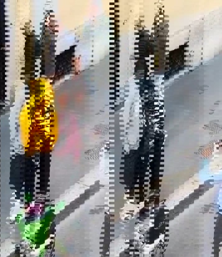 2186559