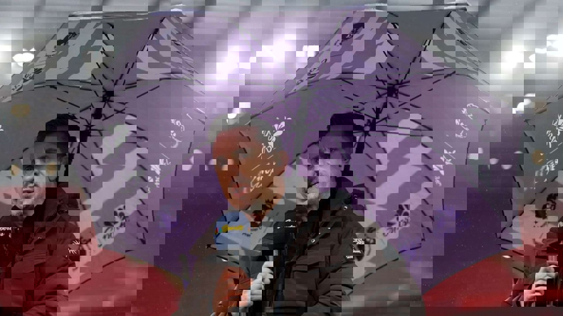 2186533