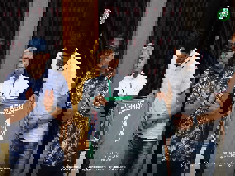 2186623