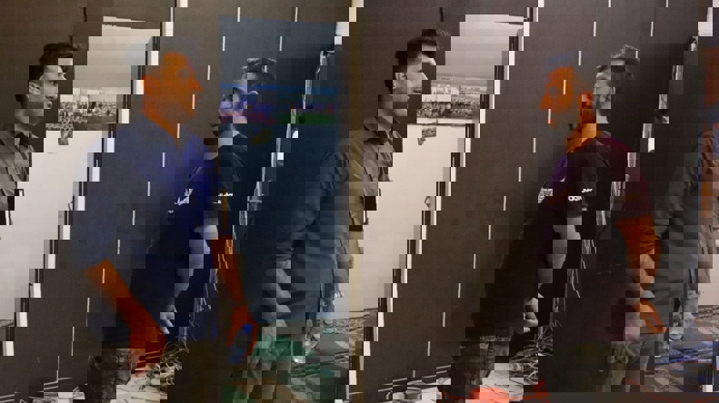 2186555