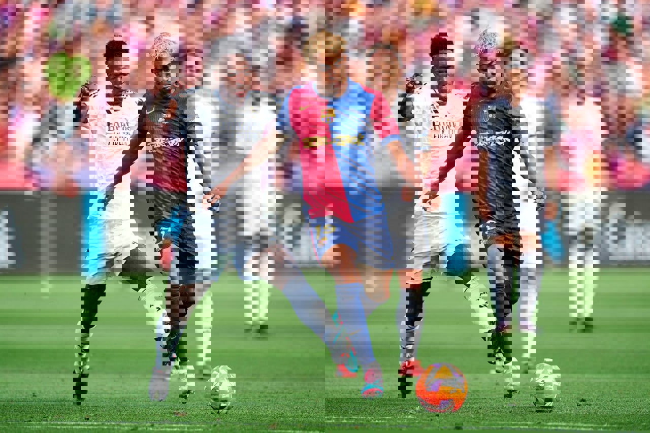 2186598