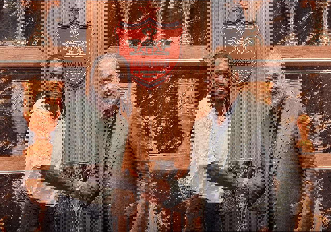 2187100