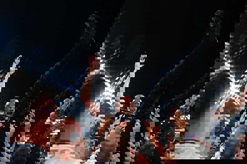 2186777