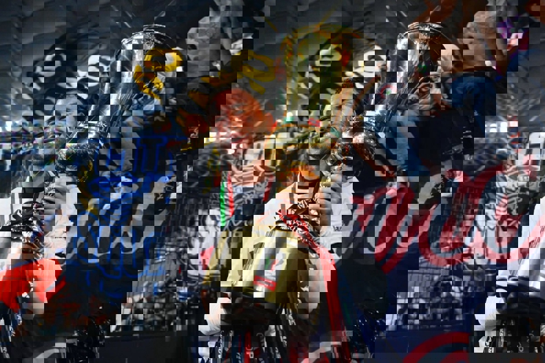 2186780