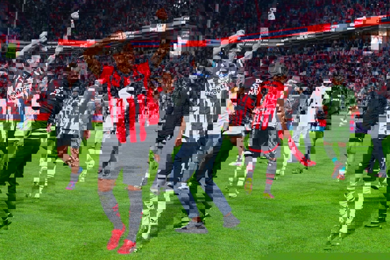 2186756