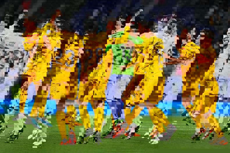 2186759