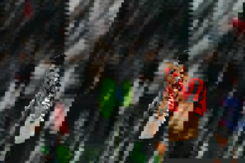 2186779