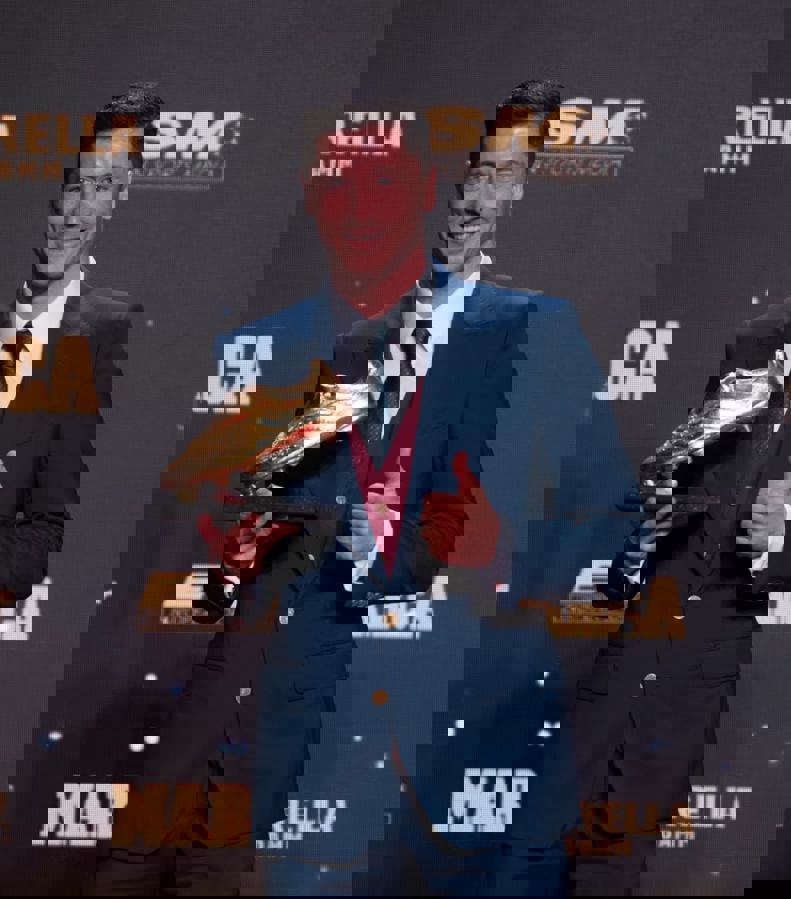 2186767