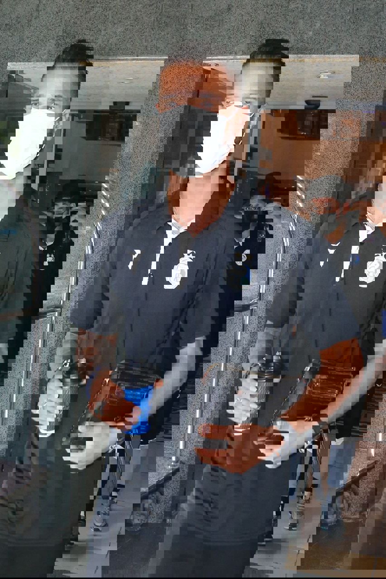 2186891