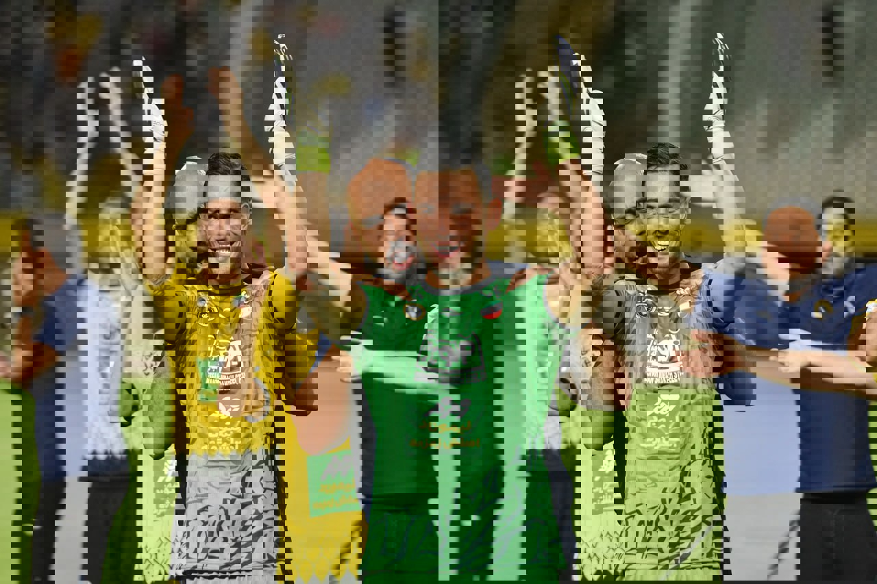 2187576