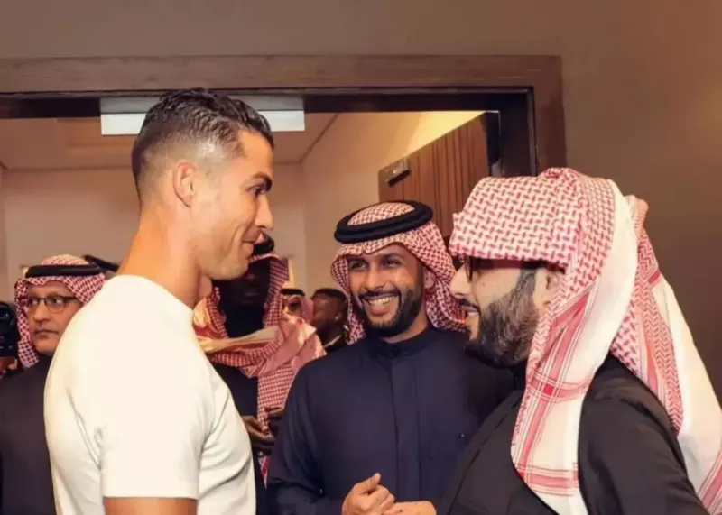 بمب خبری: رونالدو باشگاه‌داری را آغاز می‌کند!