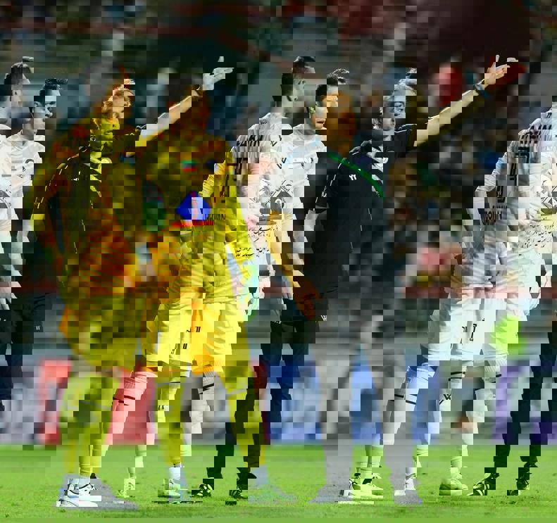 2187605