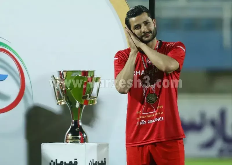 دو جام و دو رنگ، آبی - قرمز و قهرمانی!