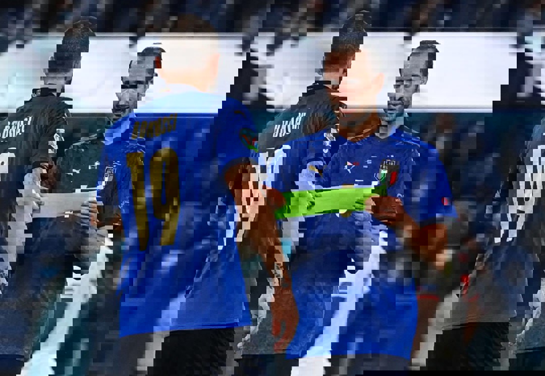 2187661