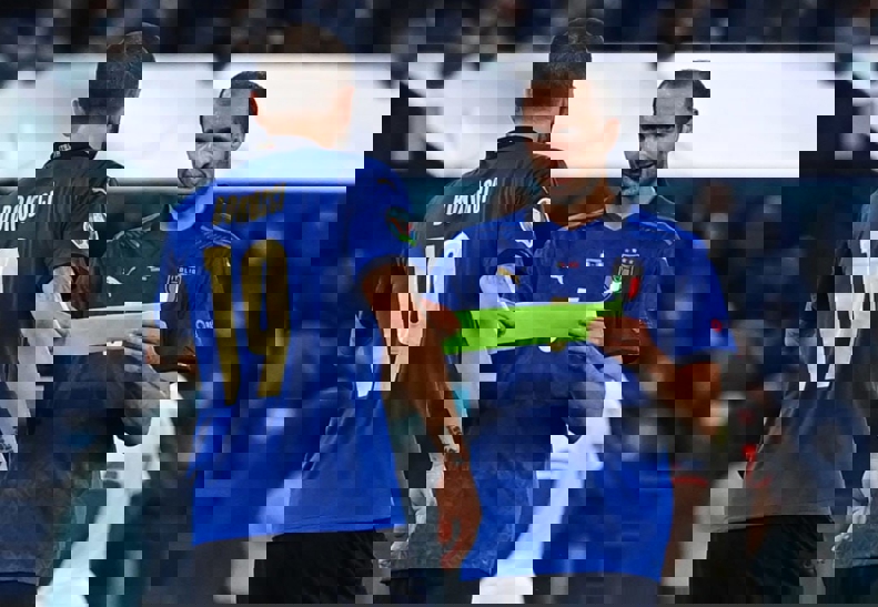 2187661