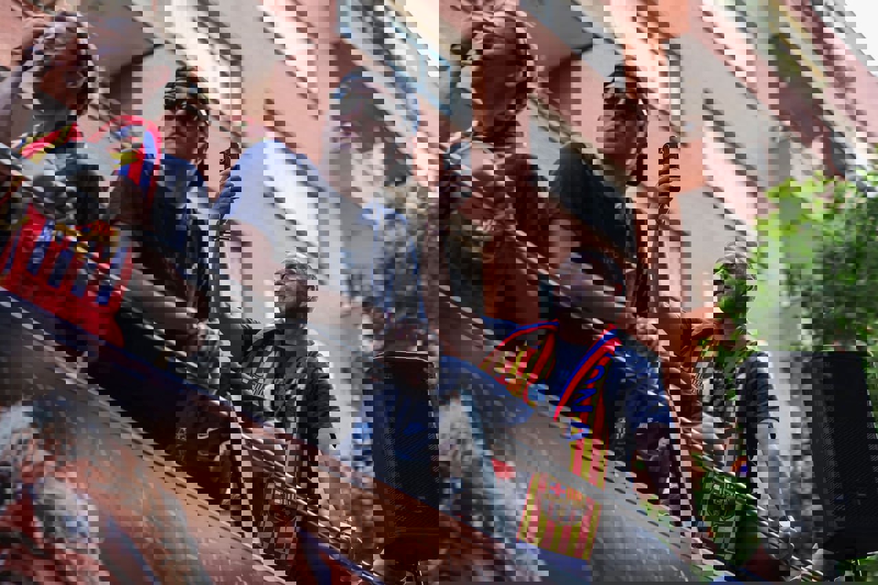2187786