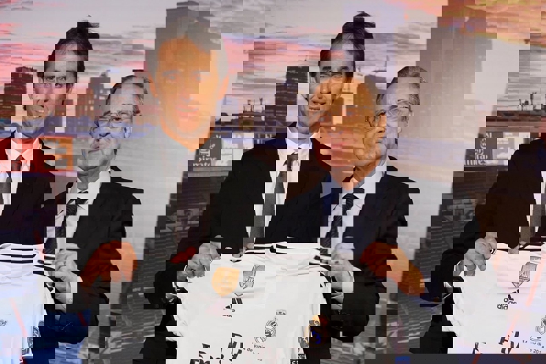 2187706