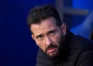واکنش سرمربی والنسیا به مستند وینی: تیک‌تاک ندارم!