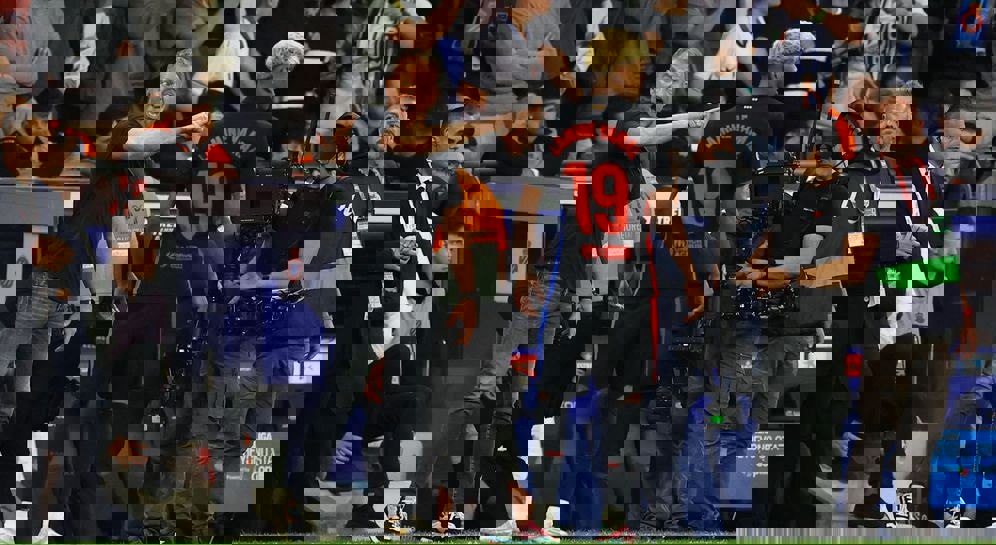 2187832