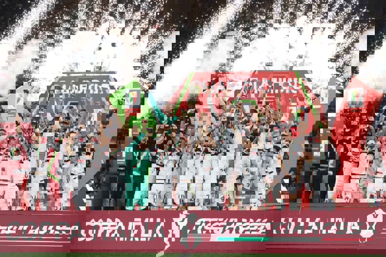 2187976