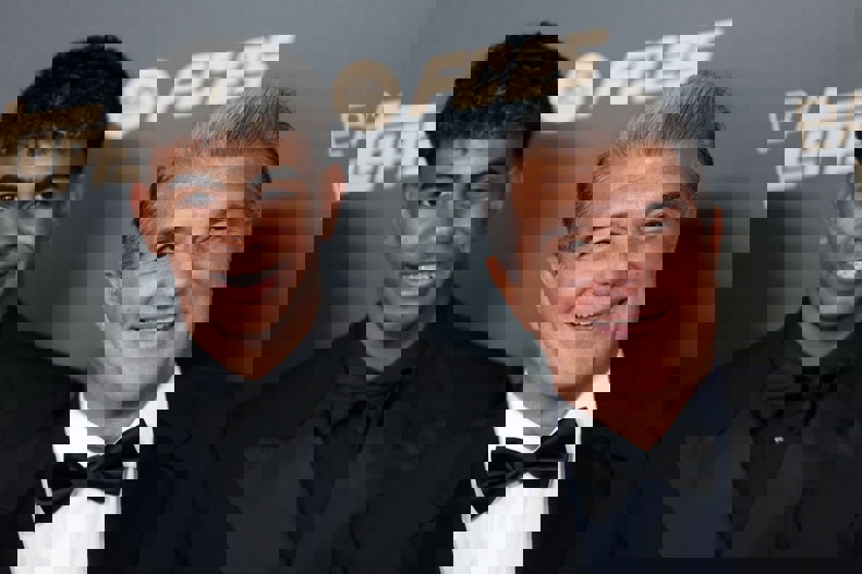 2188273
