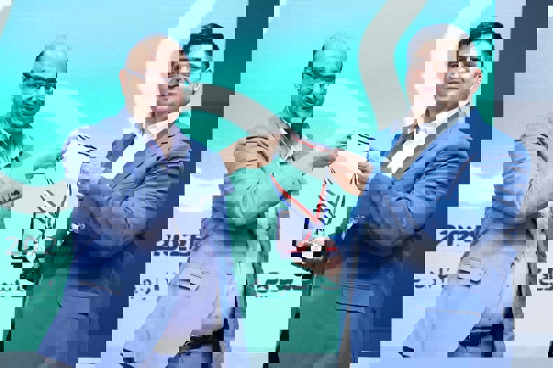 2188235