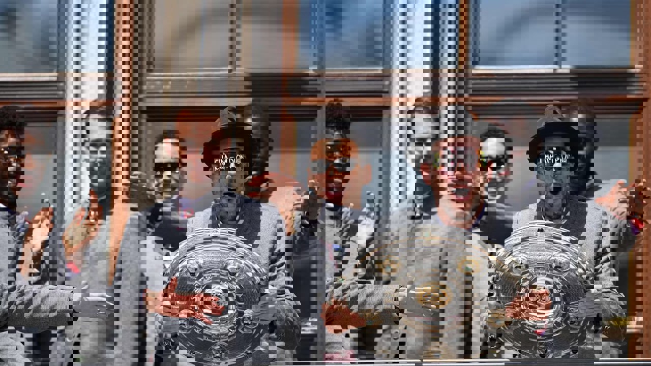 2188370