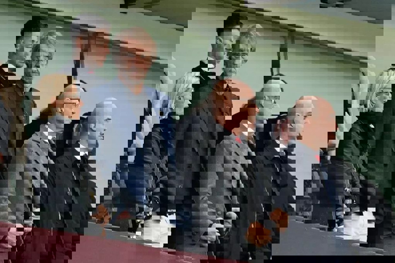 2188939