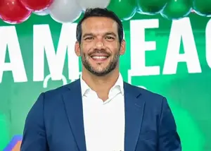 یک پزشک متخصص رئیس آنچلوتی شد!