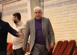 رونالدینیویی از سرمربی سابق تیم ملی: باید می‌باختیم