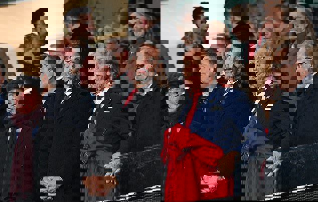 2189293