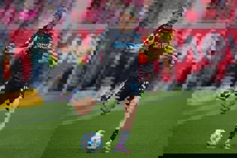 2189282