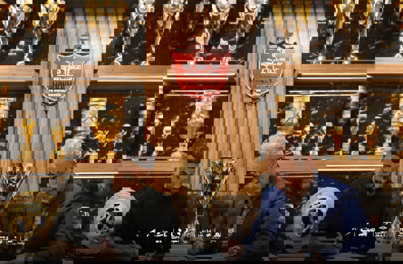 2189027