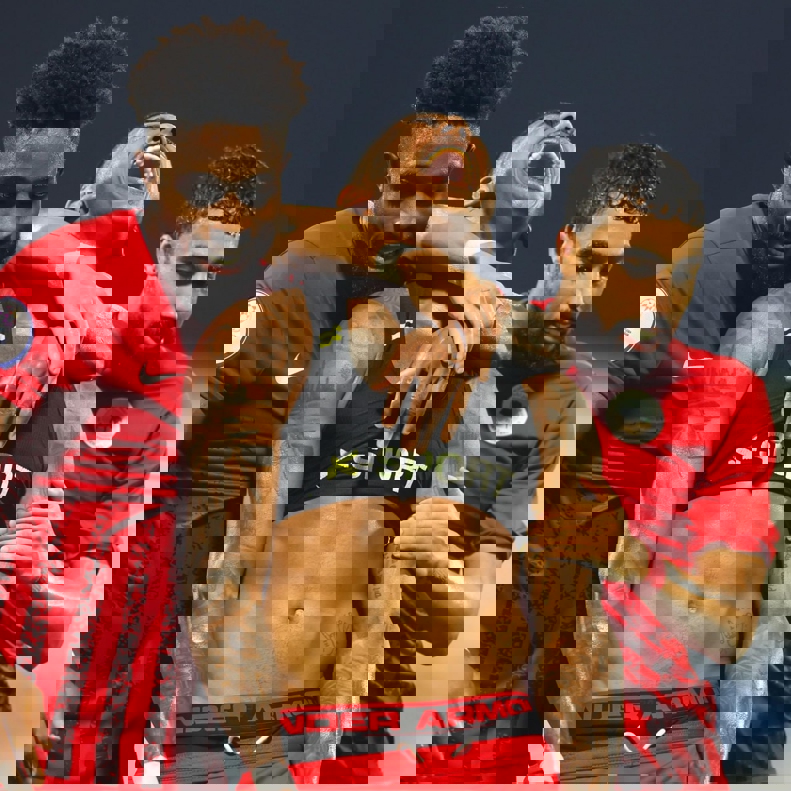 2189249