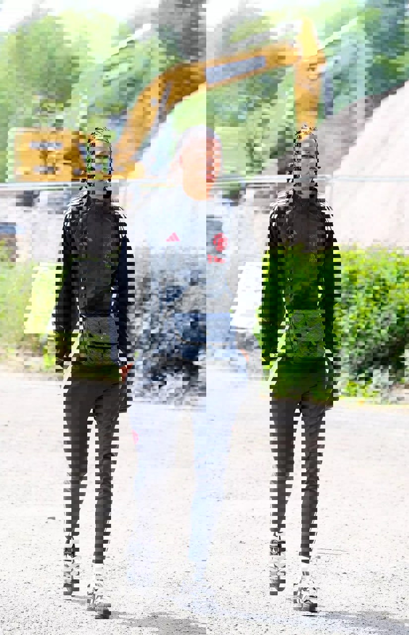 2189240