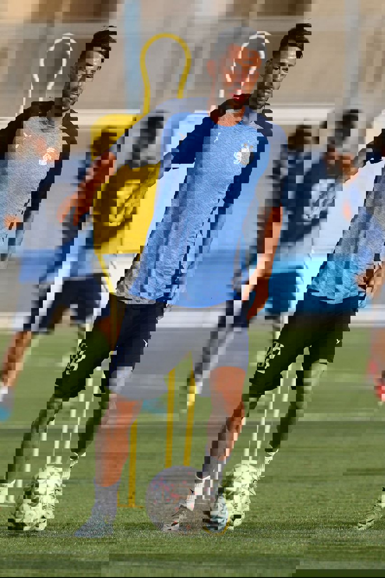 2189600