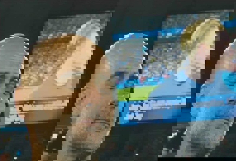2189329