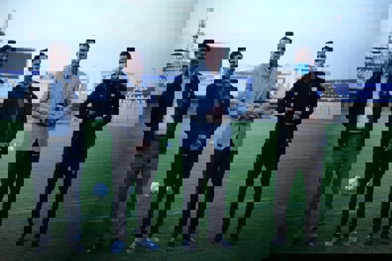 2189607