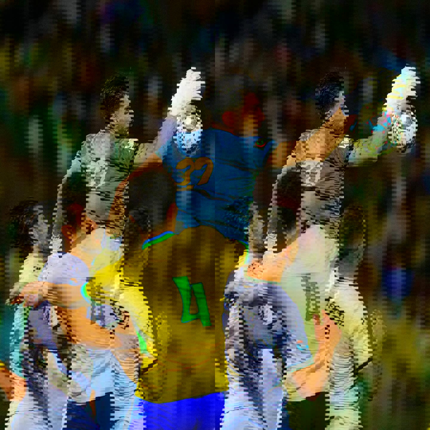 2189577