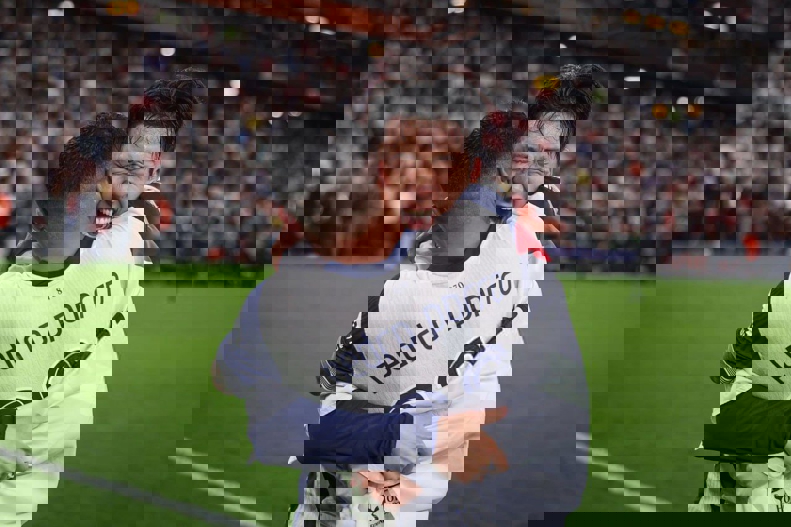 2189924